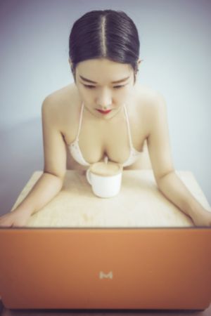 绿巨人影院