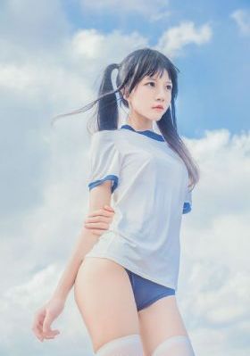 商务旅行戴绿帽子