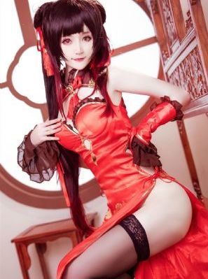 年轻漂亮的妈妈