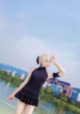 叶玉卿《情不自禁》在线