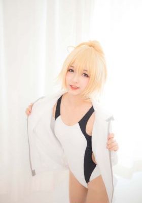 丰满年经的继拇9m